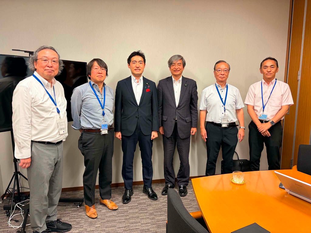 交通空白地帯の解消と福祉インフラの未来〜低速自動運転実証事業に関する懇談に同席〜の様子1